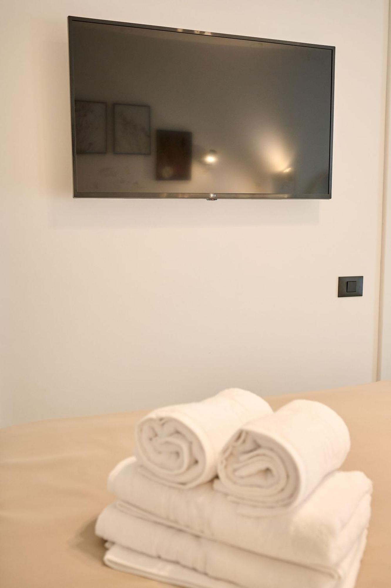 Newvision Apartment In Infinity Beach Resort - Parking Mamaia Eksteriør billede
