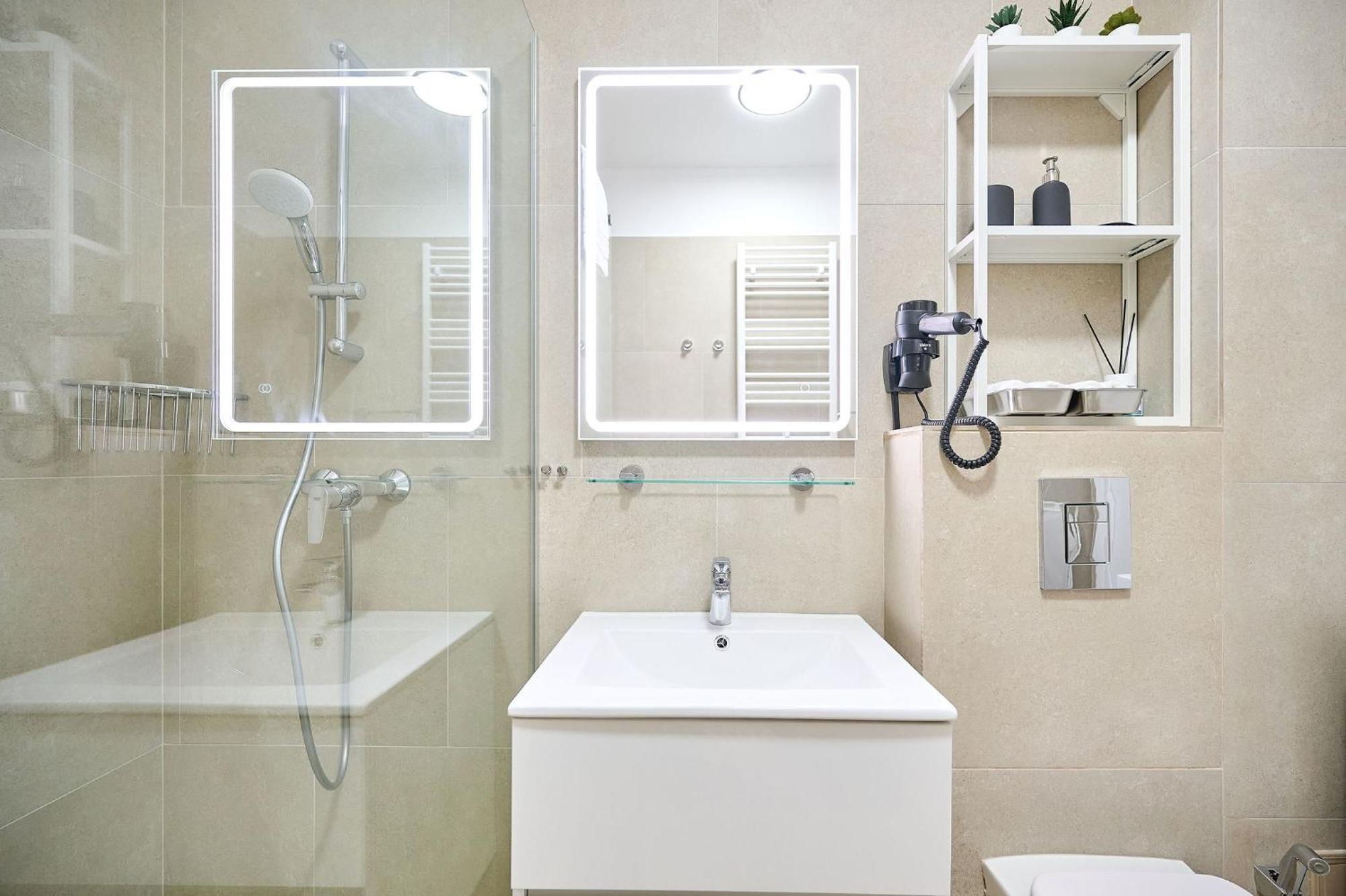 Newvision Apartment In Infinity Beach Resort - Parking Mamaia Eksteriør billede